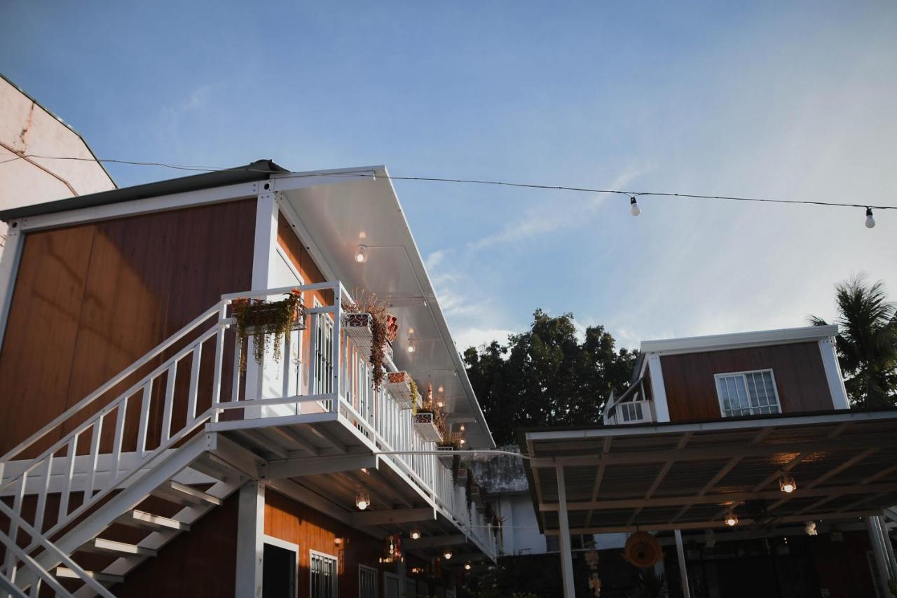 Olive Hostel Roxas City Exterior photo
