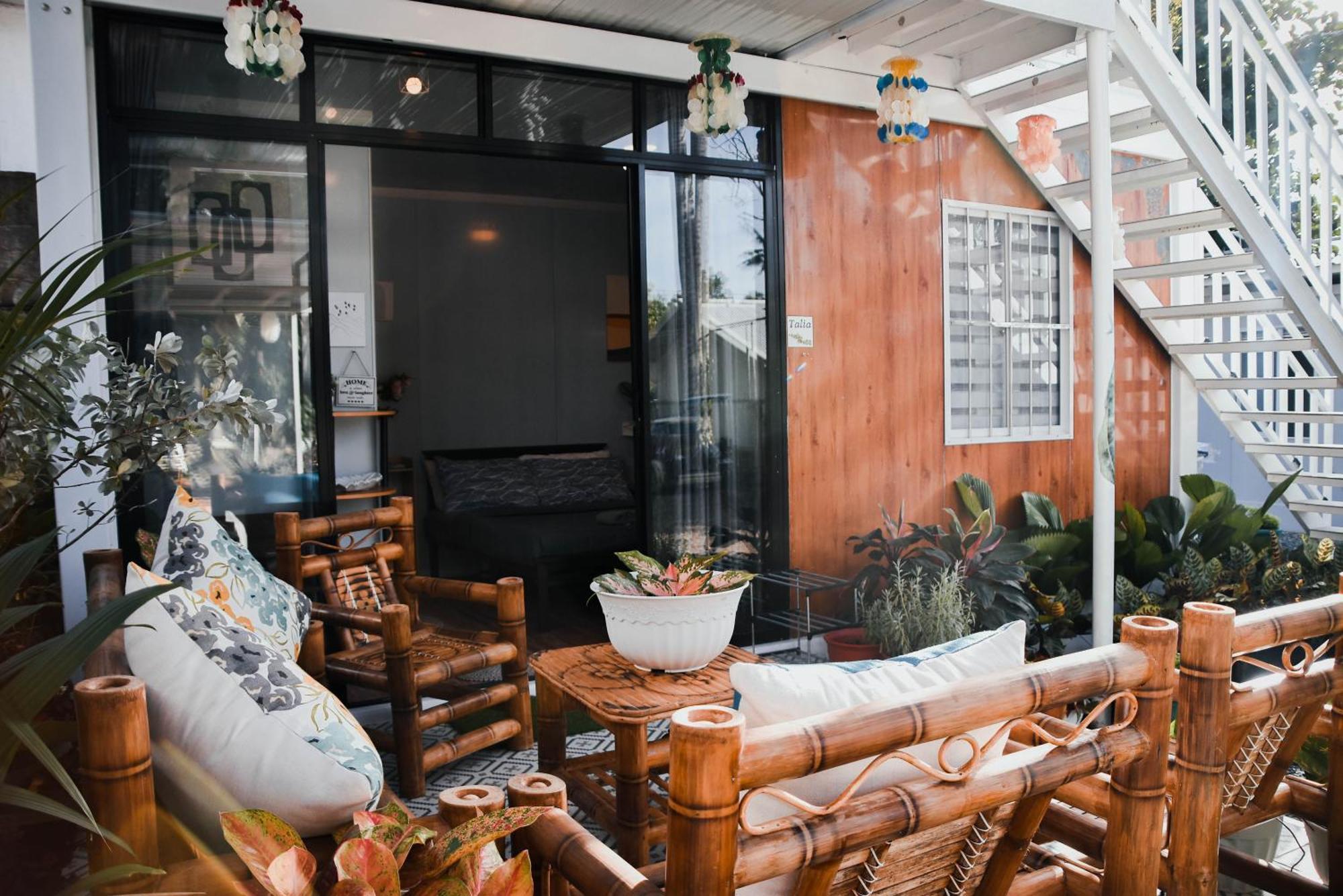 Olive Hostel Roxas City Exterior photo